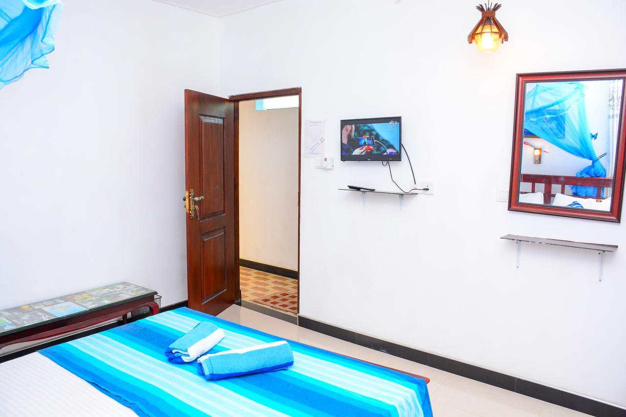 Joseph Family Villa Negombo Esterno foto