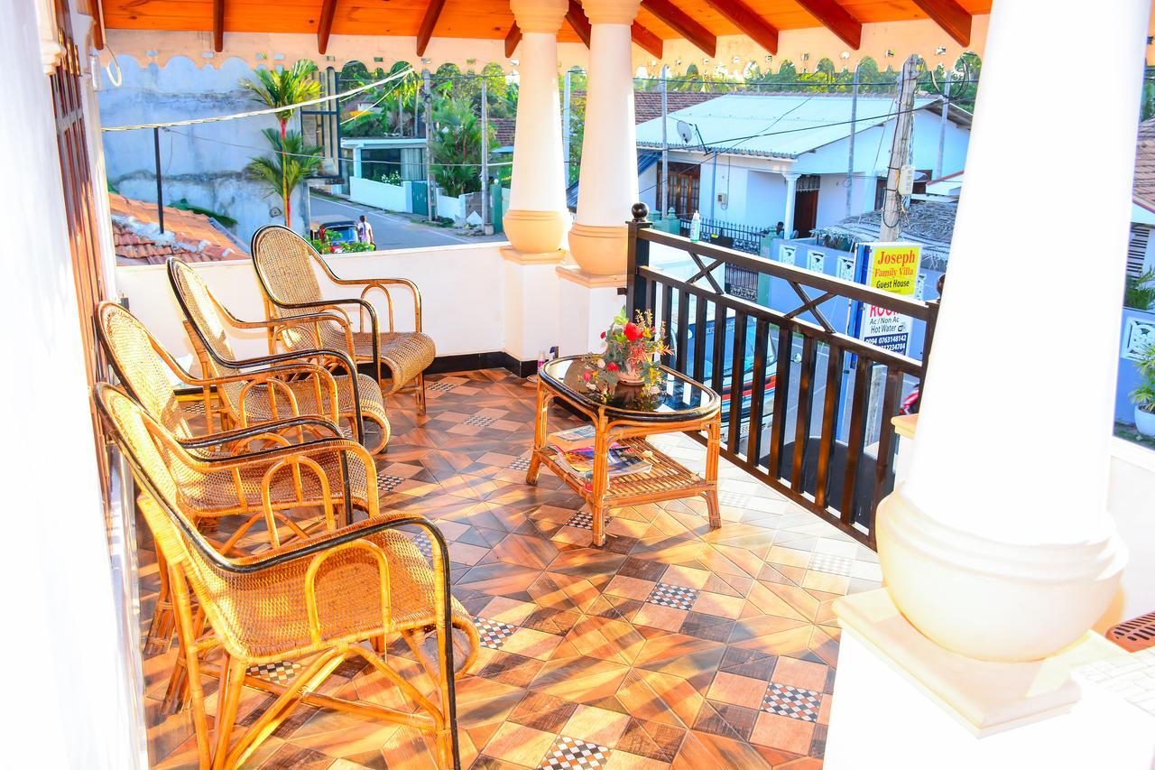 Joseph Family Villa Negombo Esterno foto